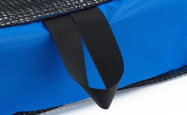 A close shot of the nylon pull handle on a Tri-Star Packing Cube.